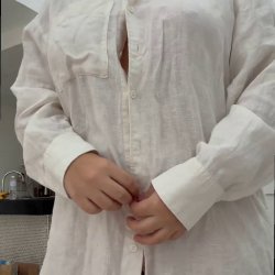 Unbutton me slow and taste my wetness 🤤