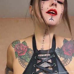 Beautiful Betty Bong Leaks 18+