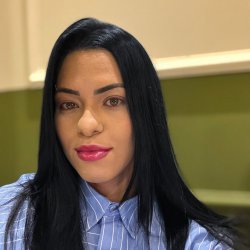 Inscrito vazou a morena gostosa