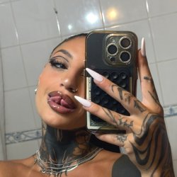 I know you want to suck this tongue