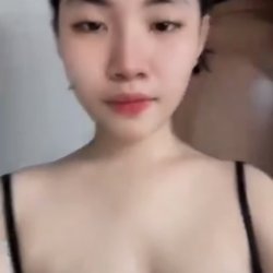 Wild Pinay Going out naked. She a keeper