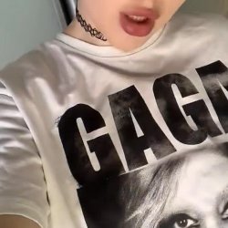 Hot Emily Leaks 18+
