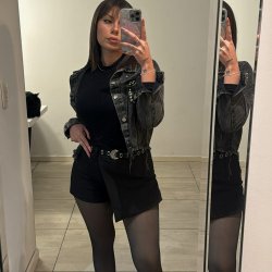 Everyone deserves a kinky Latina girl in their life
