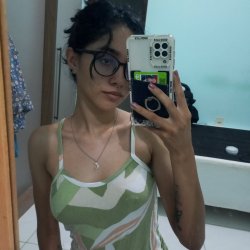 Novinha magrinha delicinha