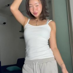 🔞 Young sexy teen perky tits round ass tight pussy horny slut teasing nude hot 💦🍑🫦😈 OF now