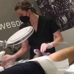 Waxing with a nice Beautician