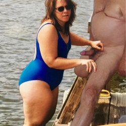 Cathy ready to snorkel Leon!😁