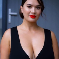 Request.. Polynesian🇳🇿🇦🇺 Baddie.. <> Mom of 3.. <> Married Wife..