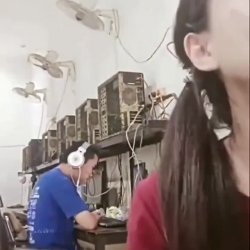 Asian woman dickflash at the Internet cafe while on tiktok