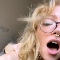 Blonde Slut Gets Fucked In Car