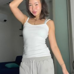 🔞Sexy tank teasing my perky tits & juicy ass🍑💋 Full vid on OF!