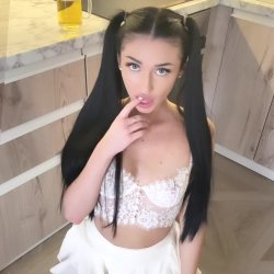 🔞 round ass petite getting fucked tight pussy 💦🍑 Link in OF
