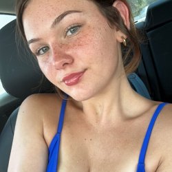 Disclosure #543: Young camgirl MILF