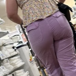 Plump purple (not oc)