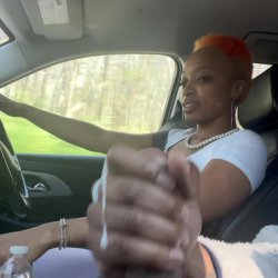 DickFlash an ebony driver and made her watch the cumshot