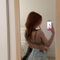 Just a freaky teen girl <3