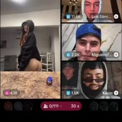 Gabito00 tik toker mexicana enseña el culo en live  parte 15