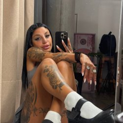 Perfect pose for pleasure