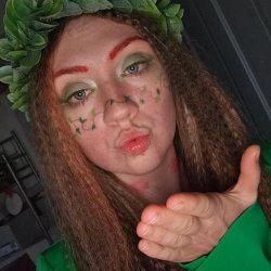 Cum on my face, please?