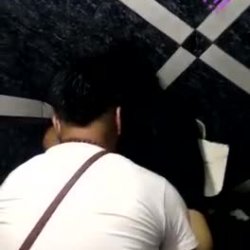 Vídeo Casero en el baño