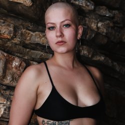 Vilu Vidish the bald head beauty