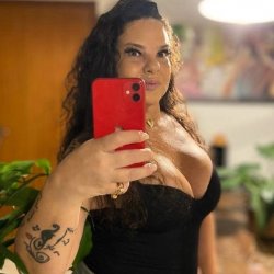 Titia gordelícia cavala, gozei pra essa carinha