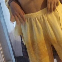 Inscrito vazou a magrinha puta