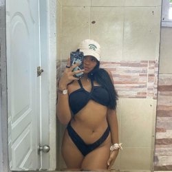 Mais uma morena gostosa novinha que vazou aqui!!! Vídeo novo erome vazada brasil