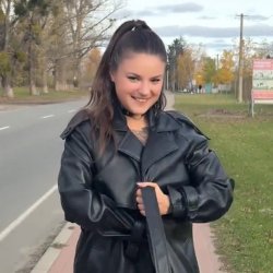 Stunning Betty Bong Leaks 18+