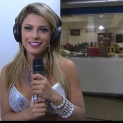 Pra quem curte uma bucetinha apertadinha