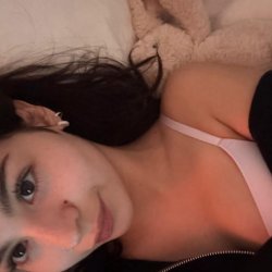 teen squirt fountain on camera