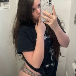 Queefing emo slut
