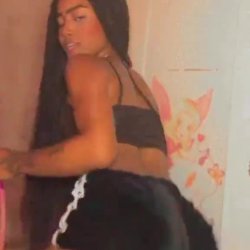 Thalyne, Preta Na Dança, Procuro Maís Vídeos Dela Dançando