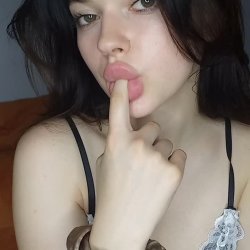 20 year old egirl teases men on omegle