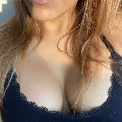Sun's out, boob's out