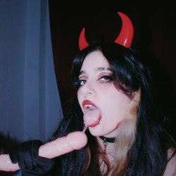 My mouth was made to keep you up all night