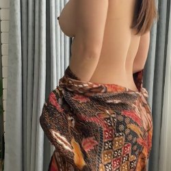 🔞 gorgeous sexy body fingering pussy horny wet naked 💦🫦 Full on OF