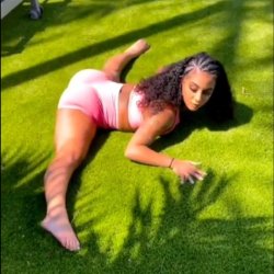 MyType Stretching #2 Big Booty Cutie n Flexible .. We Need I.D !!