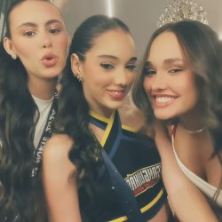 3 patricinhas escolham uma