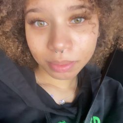 Ugh 😩 she makes me cum in my pants