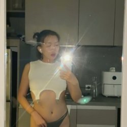 🔞 nasty petite body fingering pussy horny nude squirt 🫦😈 Check my OF
