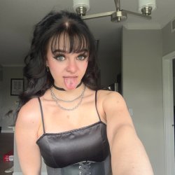 I'd like to lick you after you cum so I can taste it
