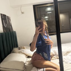 This bed isn’t the only thing getting hot