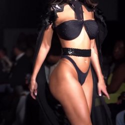 1tsDany01iver Sexy Catwalk- 2
