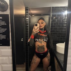 Tonight's look