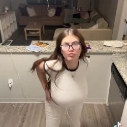 Hot busty brunette teen with perky nipples 🥵🍼😋