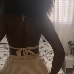 🔞 Juicy black ass tease in thong 🍑💋 See full on OF
