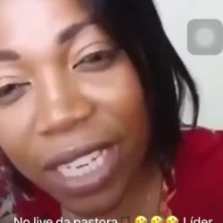 Maluco entrando na live da pastora