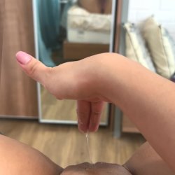 🔞 Young sexy nude wet dripping tight pussy horny slut spreading 🫦💦🍑😈 OF!