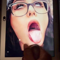 Sssniperwolf trib